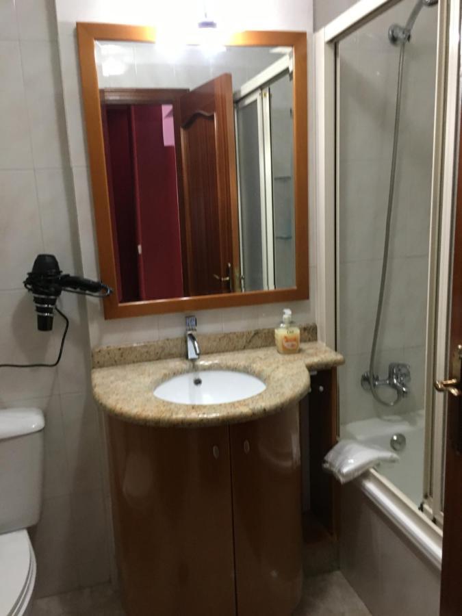 Duplex Rosalia De Castro. Ribadavia Apartment Bagian luar foto