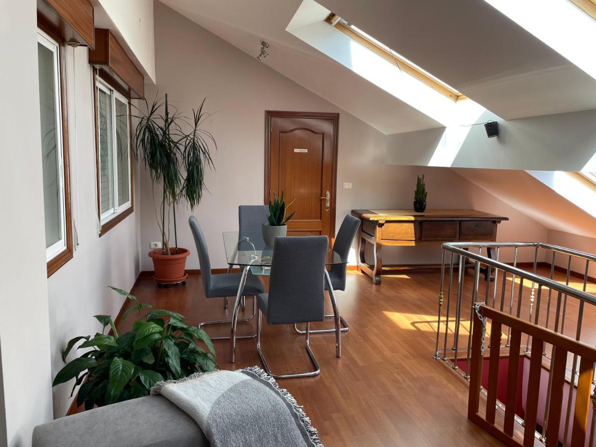 Duplex Rosalia De Castro. Ribadavia Apartment Bagian luar foto